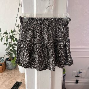 Zara black and white floral skort
